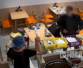 因螺蛳粉里没有螺蛳 男子要求退钱 店家无奈报警！