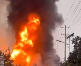 突发！四川一油罐车爆炸燃烧 已致2死2伤