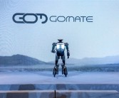 两轮四轮随心切：广汽集团第三代智能人形机器人GoMate发布!