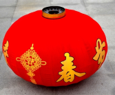 村民称刘强东发钱不是应该的：都是他辛苦赚的钱！