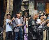 中国电动车绝了！黄仁勋称理想汽车大得像带轮子的客厅 蔚来和小鹏非常豪华！