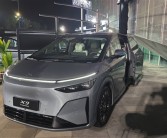 全球续航最长大七座 小鹏X9增程混动预售：35万起 ！