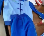 教体局通报学校校服被质疑像寿衣：该方案已被淘汰！