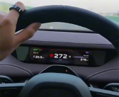 无视车辆警告 小米SU7车主飙车至272km/h：还用手机拍视频！