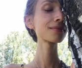 27岁波兰女子只吃水果去世：体重仅22公斤 指甲变黄牙齿腐烂！