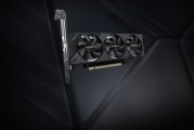 技嘉推出半高刀卡RTX 5050：居然用上了三风扇！