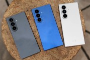 三星Galaxy Z Fold7图赏：全球最轻大折叠 比iPhone 16 Pro Max还要轻！