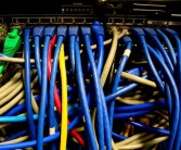 最低每月几十元！我国2/3城市达千兆宽带标准 去年家庭户均553.4Mbps !