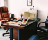 腾讯27周年！司龄25年员工透漏：马化腾当过客服 !