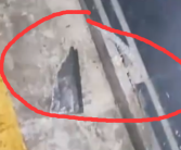 男子加油站碰掉瓷砖一角赔了450元 气不过将整块地砖揭下来拿走！