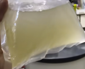 买50条观赏鱼收到1袋水 商家：烫熟分解了 ！