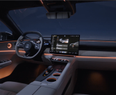 用上百万豪车星空顶！焕新极氪001内饰公布：质感同阶无敌!