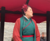 抖音粉丝涨至204万！景区回应王婆暂别舞台：由同事代班！