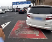 醉驾后被吊销驾照 花11万办假证！男子：对方说是真的 ！