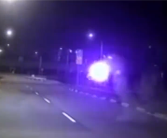 曝新加坡多地出现“球形闪电”：浑身冒紫光在路上弹跳!