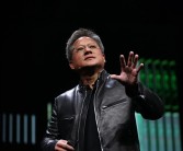 NVIDIA黄仁勋15年来首访韩国：与三星等科技巨头谋大事！