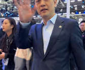 李斌称为节省3万元的加班费改签飞机：这在蔚来以前不可想象 ！