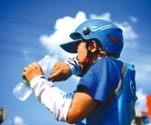 淘宝闪购/饿了么：将自愿执行《外卖平台服务管理基本要求》国家标准 ！