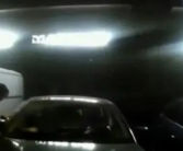 爸爸抽烟把3岁娃忘车里直接回家 热心代驾小哥果断报警！