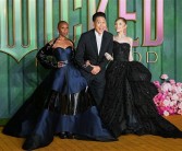 《魔法坏女巫2》开创首映记录 !