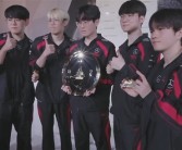 沙特2024电竞世界杯《英雄联盟》落幕：T1 3:1 TES拿下总冠军！