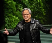 黄仁勋批美国认知错误：中国无法制造AI芯片是假象！