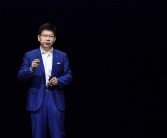 为何车企老板纷纷亲自上阵宣传 余承东：被雷总带的！