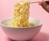 杭州外卖小哥回应2个月赚了4万多：有一些接单技巧!