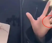 被曝分手传闻后 关晓彤左手无名指戴戒指！