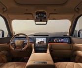 比亚迪售价超百万的豪华SUV！仰望U8L内饰官图公布：一深一浅！