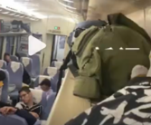 男子躺火车行李架上睡觉 称“舒服是自己给的”！12306回应！