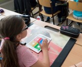 人工智能冲击显现！双一流在内的国内多所大学停招、撤销英语本科专业 !